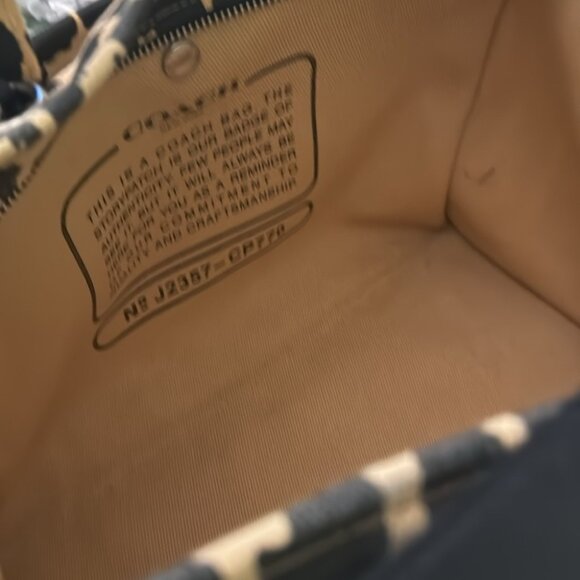 Coach leopard medium cargo tote - Picture 10 of 10